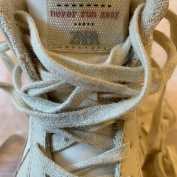 Zara girls color changing sneakers!!! Slightly worn - Picture 2 of 3